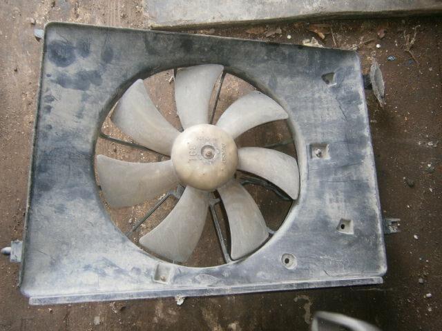 Диффузор радиатора Хонда Фит в Славгороде 24057