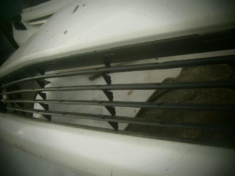 Решетка радиатора Тойота Приус в Славгороде 72767