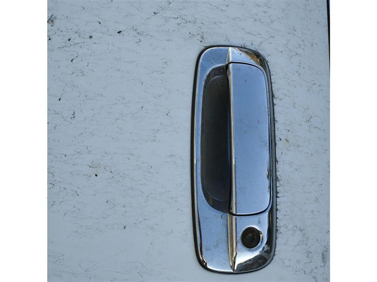 Дверь Тойота Краун в Славгороде 94144